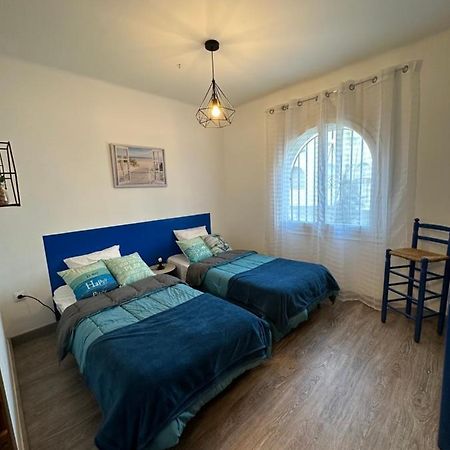 Maison De Vacances Avec Amarre Empuriabrava Bagian luar foto