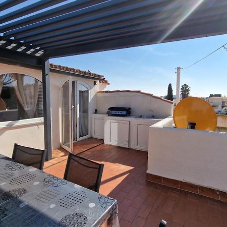 Maison De Vacances Avec Amarre Empuriabrava Bagian luar foto